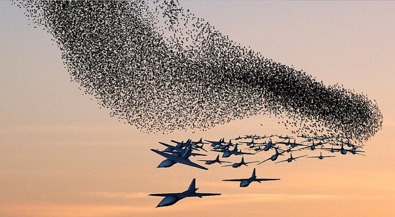 Цифровые устройства и вражеский рой.